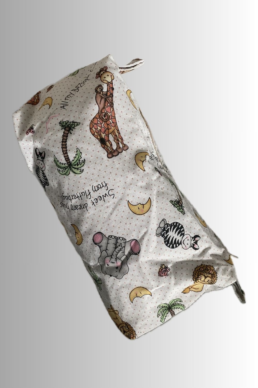 ZIPPERED MAKE-UP POUCH