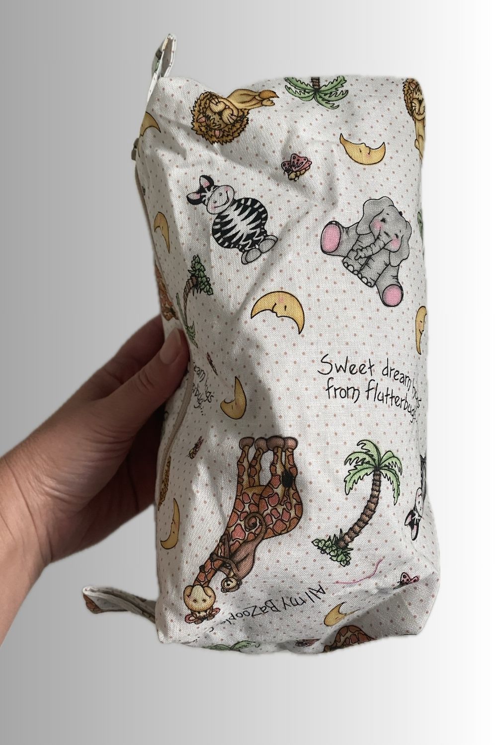ZIPPERED MAKE-UP POUCH
