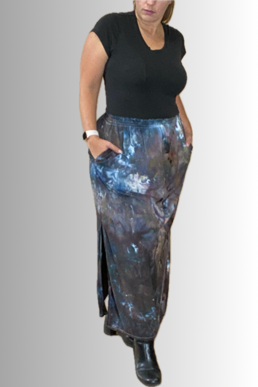 THE MAXI RAYON SKIRT WITH SIDE SLITS