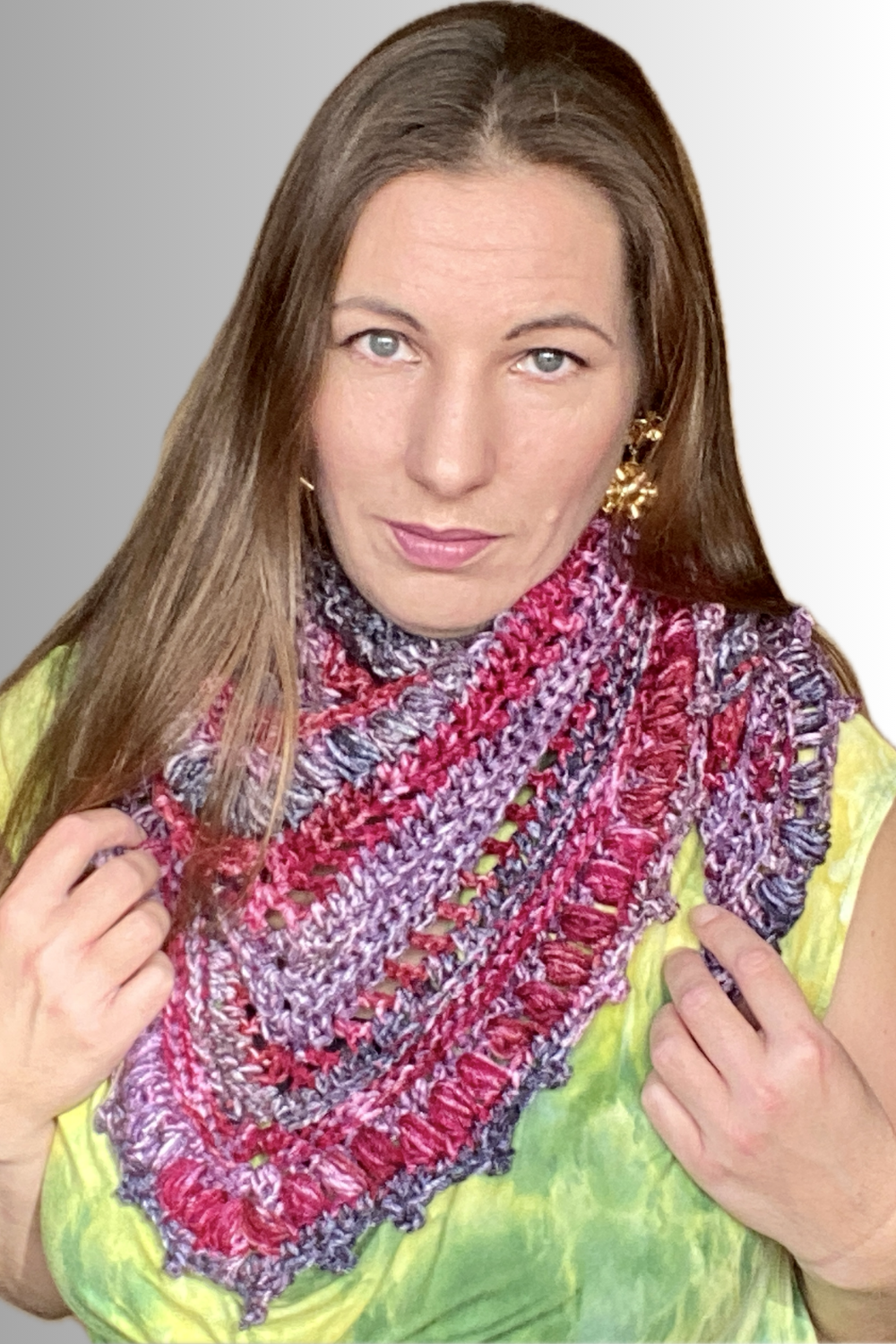 BERRY MIX TRIANGULAR CROCHET SHAWL