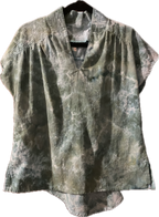 OCEAN HIGH COLLAR V-NECK BLOUSE