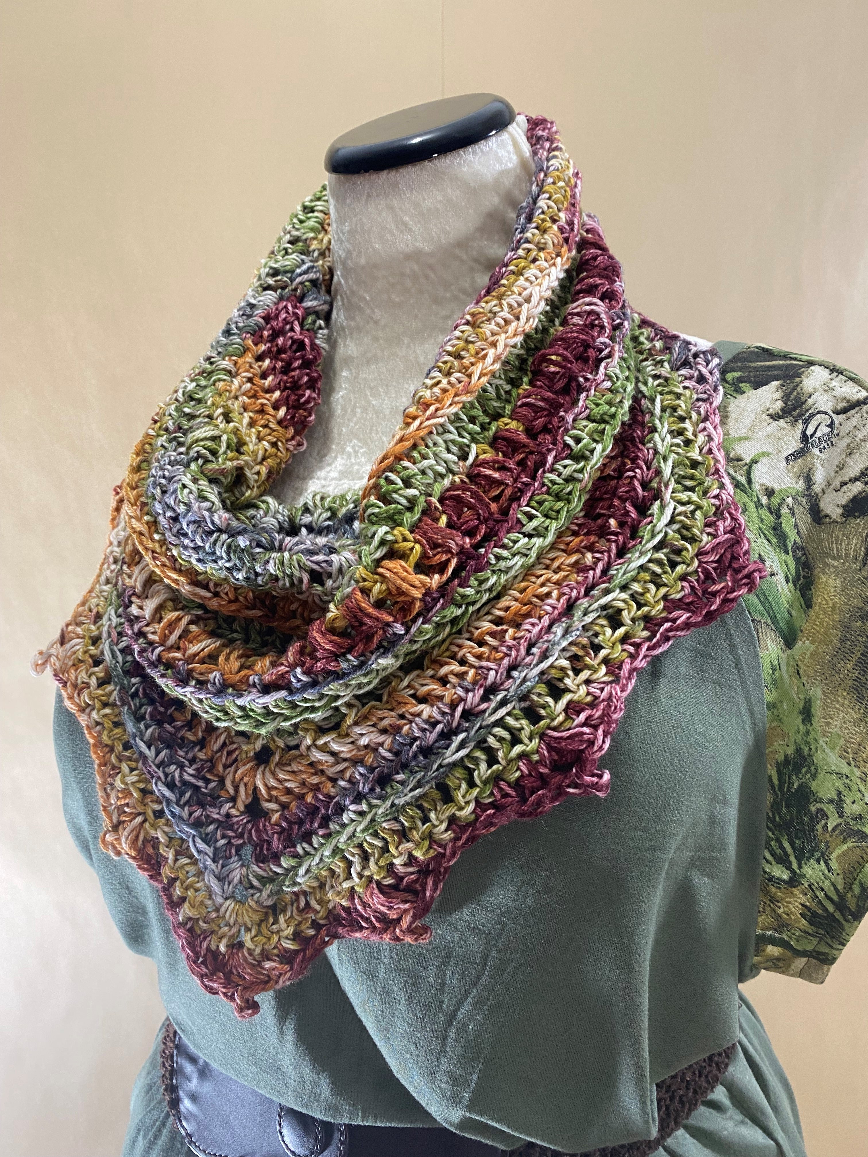 CINNAMON CEDAR CROCHET FALL COWL