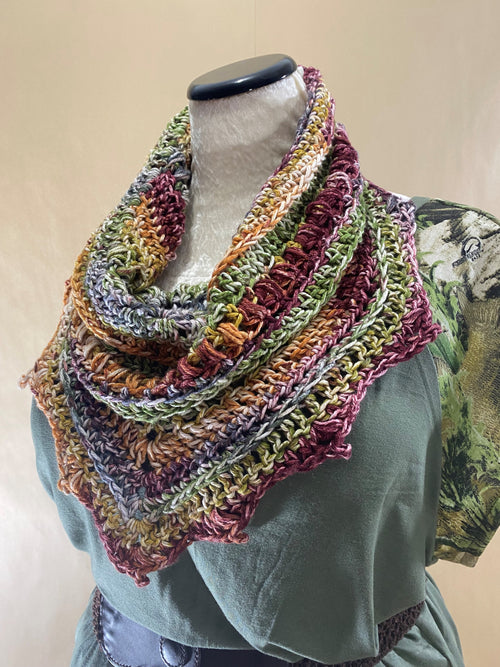 CINNAMON CEDAR CROCHET FALL COWL