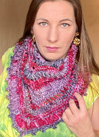 BERRY MIX TRIANGULAR CROCHET SHAWL