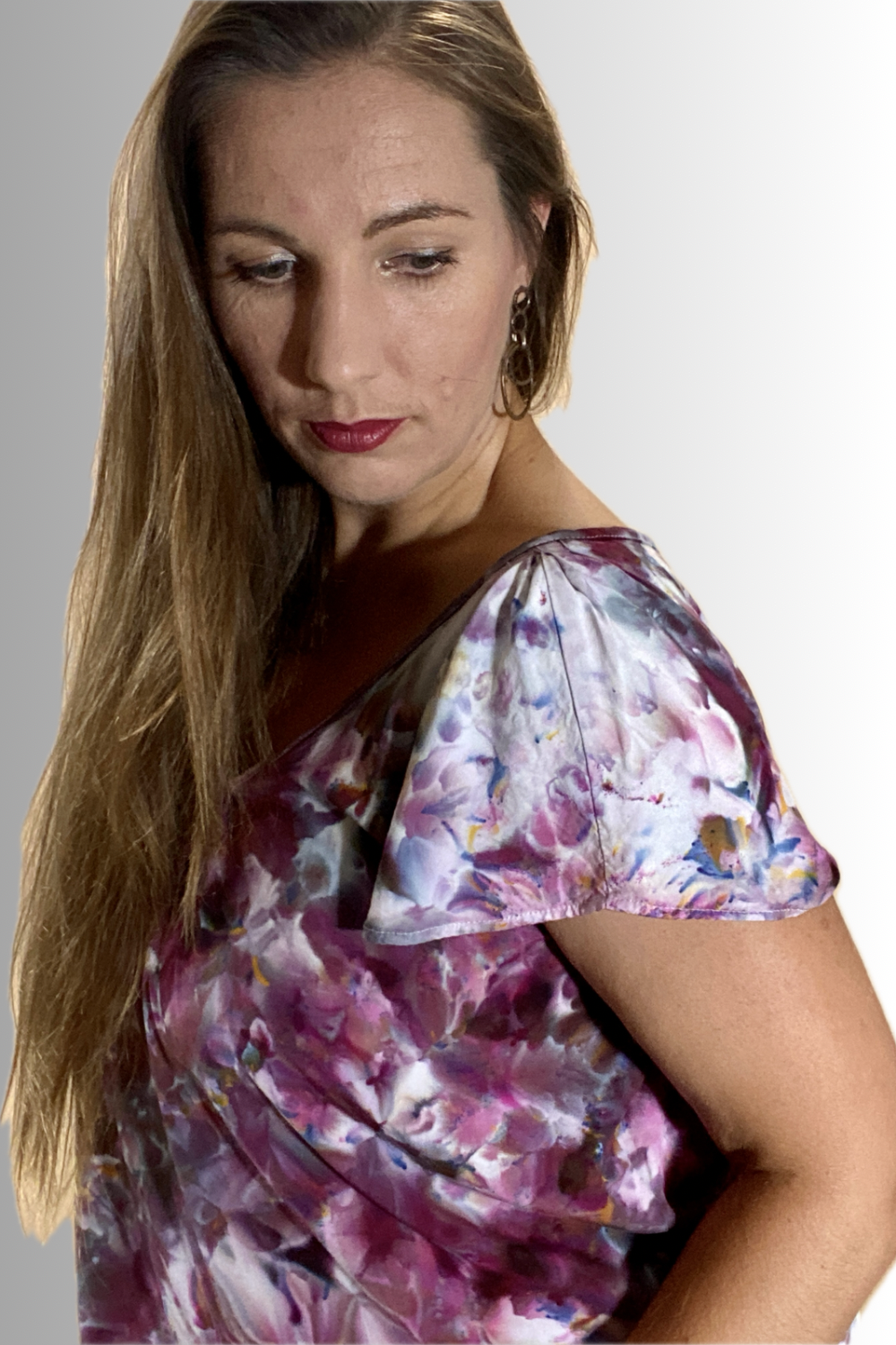 FLUTTER-SLEEVE V-NECK BLOUSE