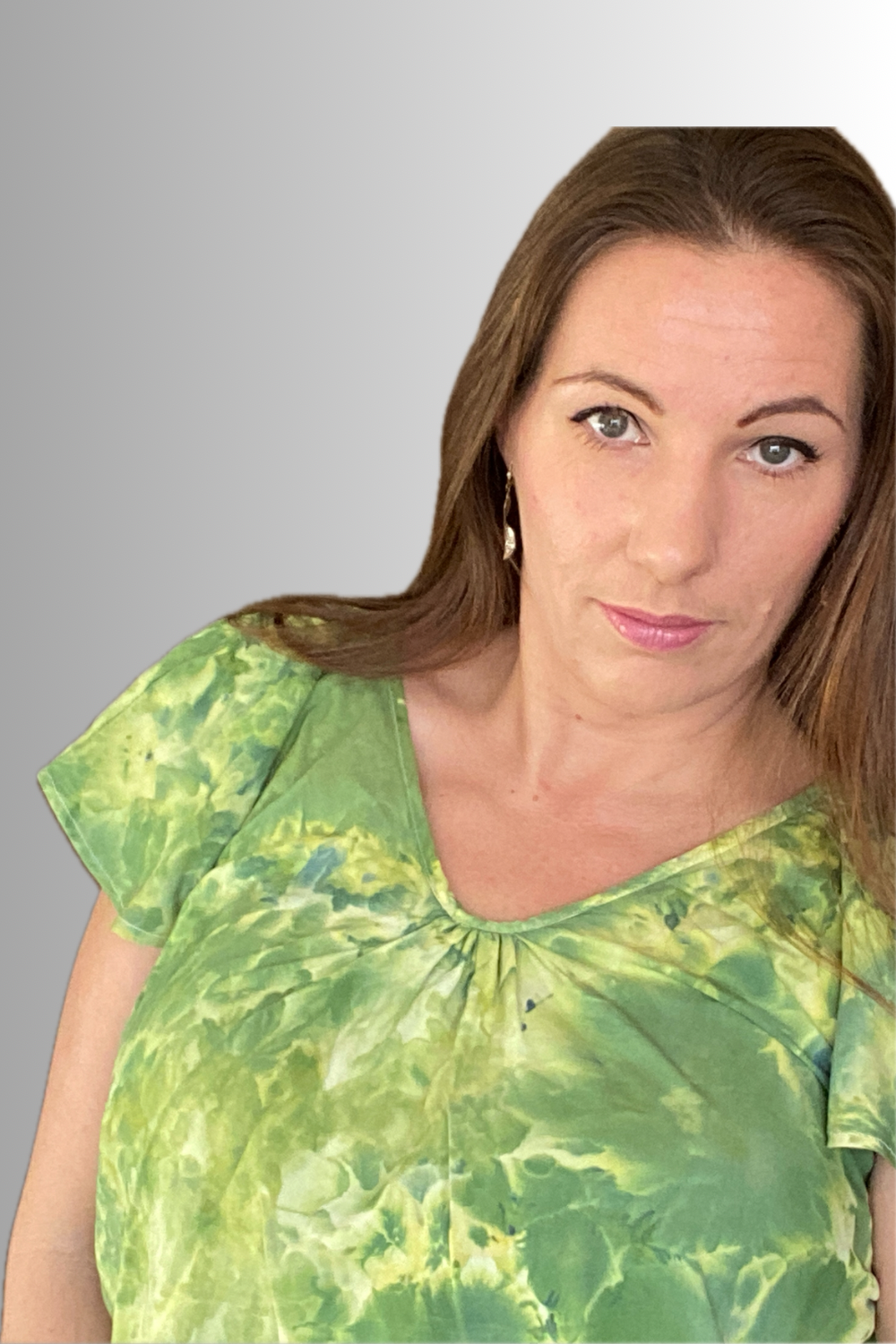 FLUTTER-SLEEVE V-NECK BLOUSE