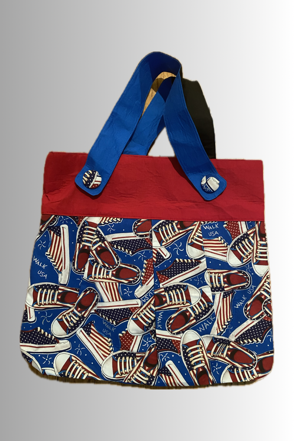 WALK THE USA OPEN TOP HANDBAG